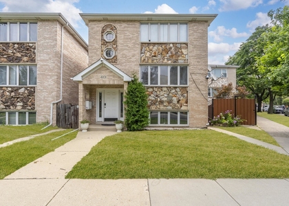 4101 N Dickinson Avenue - Photo 1