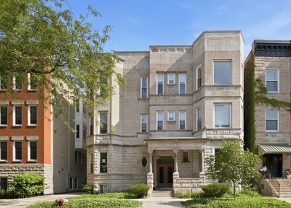 626 W Buckingham Place - Photo 1