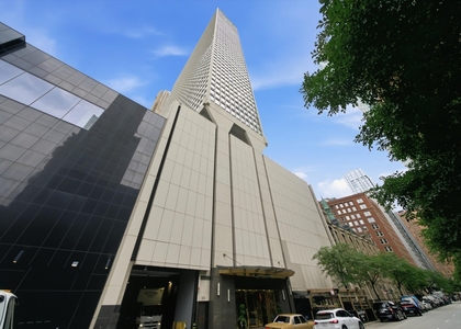 111 E Chestnut Street - Photo 1