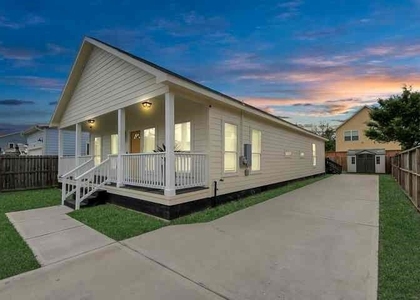3308 Castor Street - Photo 1