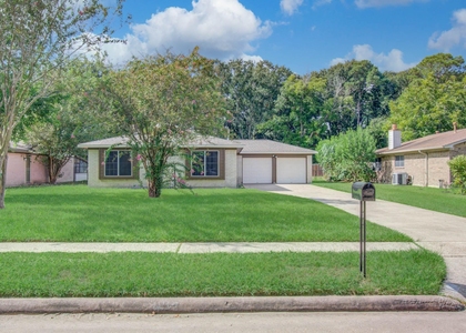 947 W Bertrand Street - Photo 1