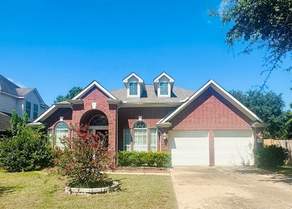 4919 Bonny Loch Lane - Photo 1