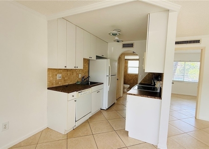 3250 10th Street N - Photo 1