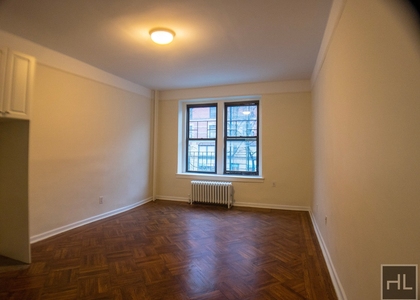West 72 Street - Photo 1