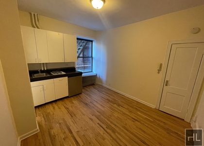 West 72 Street - Photo 1