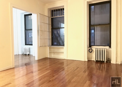 East 55 Street - Photo 1