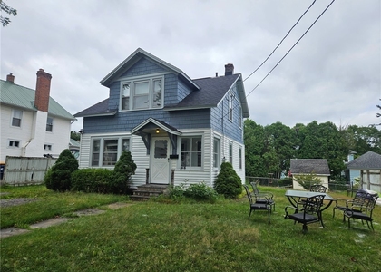 218 Wilson Street - Photo 1