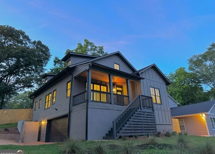 192 Claire Drive Se - Photo 1