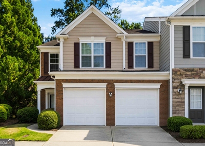 105 Finchley Drive - Photo 1