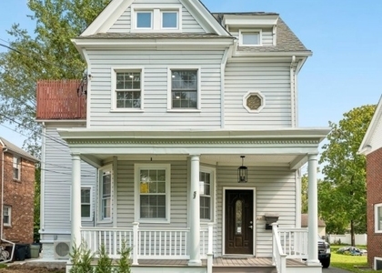57 Greenwood Ave Unit 2 - Photo 1