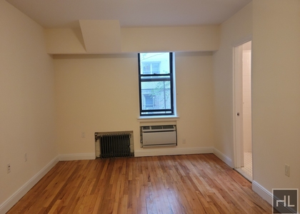 East 78 Street - Photo 1