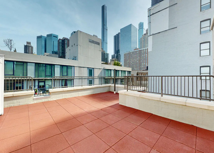 West 52nd Street - Photo 1