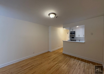 1 Avenue - Photo 1