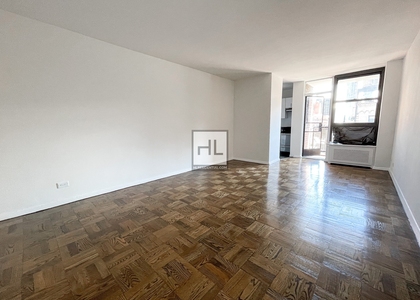 East 35 Street - Photo 1