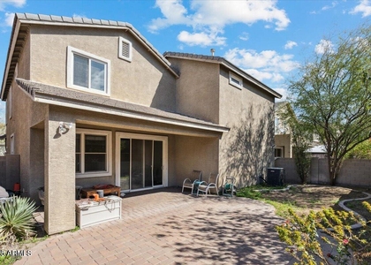 2233 E Pecan Road - Photo 1