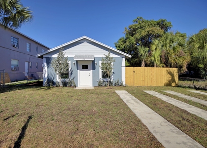 632 11th Street - Photo 1