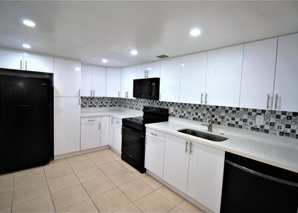 7000 Nw 186th Street - Photo 1