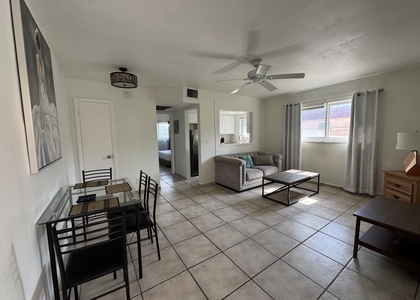 811 Se 16th Street - Photo 1