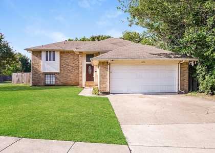 6476 Sudbury Way - Photo 1