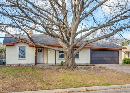 2920 Choctaw Trail - Photo 1