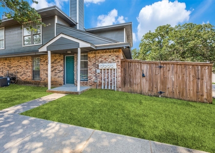 117 Peachtree Court - Photo 1