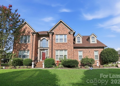 142 Cottontail Lane Se - Photo 1
