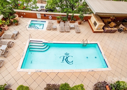 701 Royal Court - Photo 1