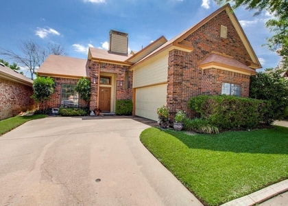 3224 Plumstead Drive - Photo 1