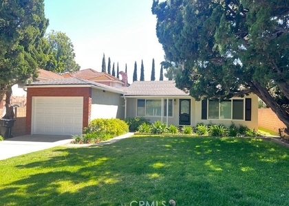 470 Walnut - Photo 1