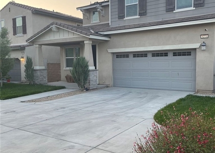 3273 E Yosemite - Photo 1