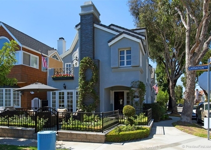 441 Carnation Avenue - Photo 1