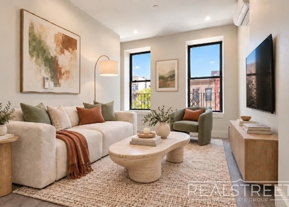 697 Dekalb Ave - Photo 1