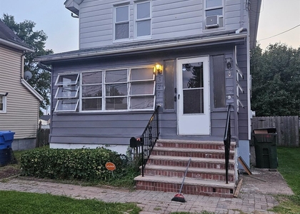 327 Berry Street - Photo 1