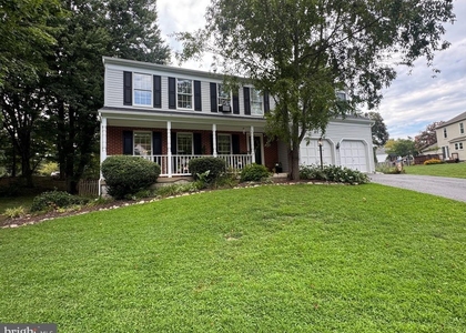 10 Oakbrook Court - Photo 1