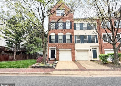 162 Barrett Place - Photo 1