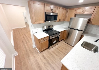 4633 Penn Street - Photo 1