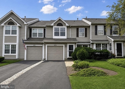272 Sequoia Drive - Photo 1
