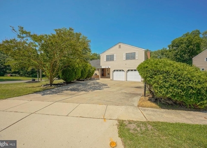 701 Crestbrook Avenue - Photo 1