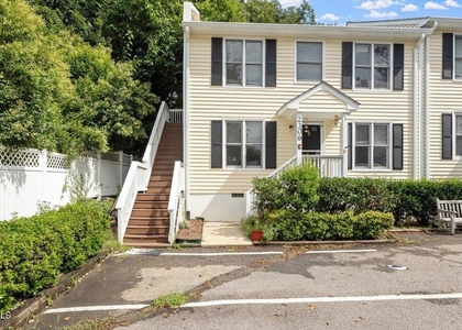 2306 Stafford Avenue - Photo 1