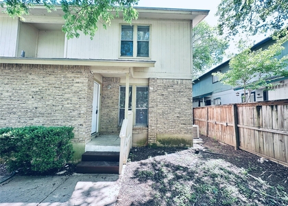1318 Southport Dr - Photo 1
