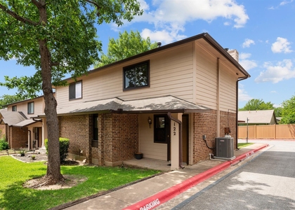 101 S Clearday Dr - Photo 1