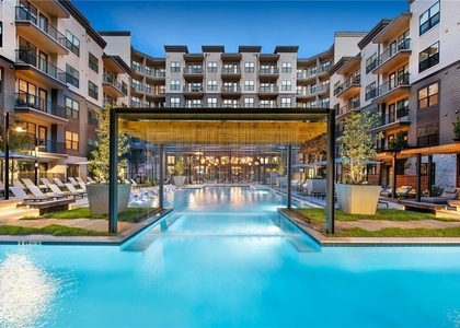 5180 Peachtree Boulevard - Photo 1