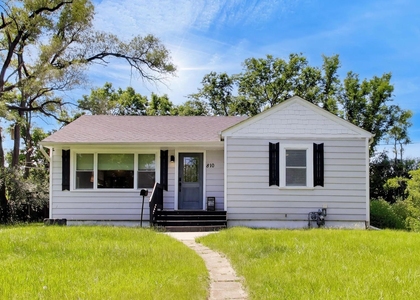 810 S Jackson Street - Photo 1