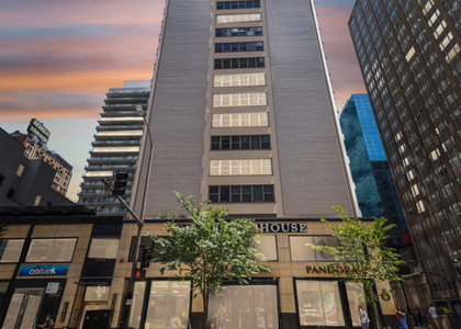 535 N Michigan Avenue - Photo 1