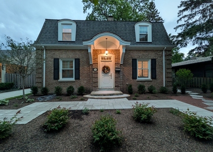 2741 Lincolnwood Drive - Photo 1