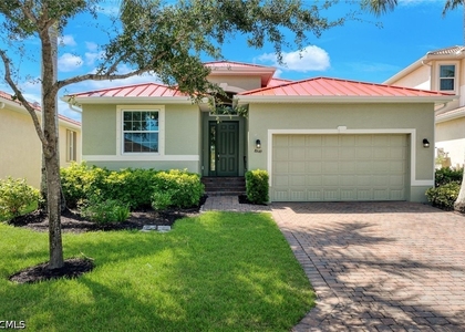 8649 Banyan Bay Boulevard - Photo 1