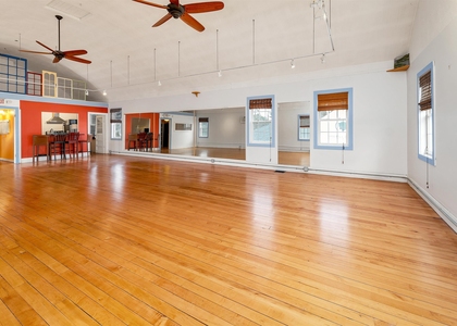 141 Main - Photo 1