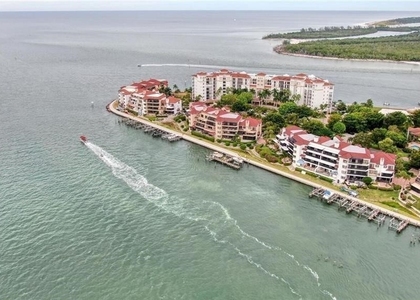 334 La Peninsula Boulevard - Photo 1