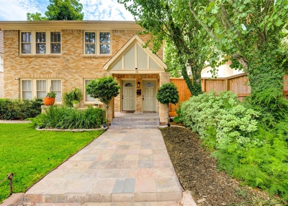 2620 Peckham Street - Photo 1
