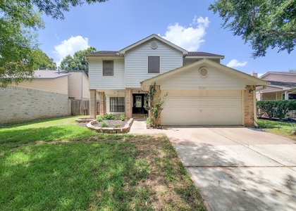 2030 Creek Valley Lane - Photo 1